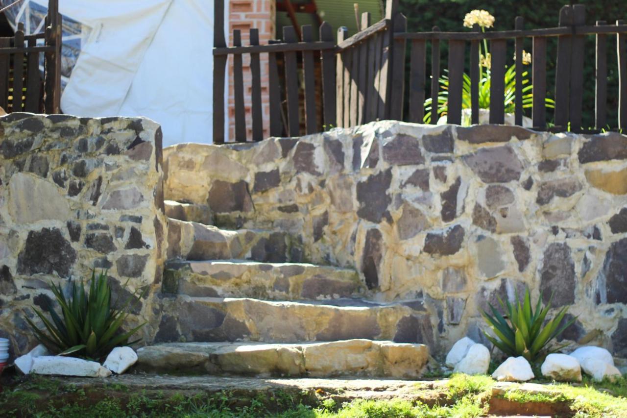 וייה דל קרבון Hospedaje Rancho La Joya מראה חיצוני תמונה